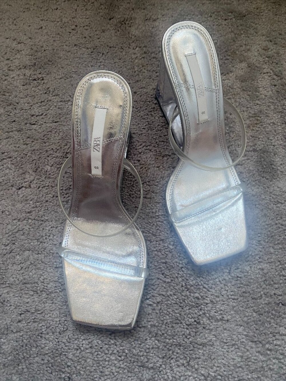 Zara Silver & Clear Lucite Wedge Sandals EU 40 — Vinyl Straps / Square Toe